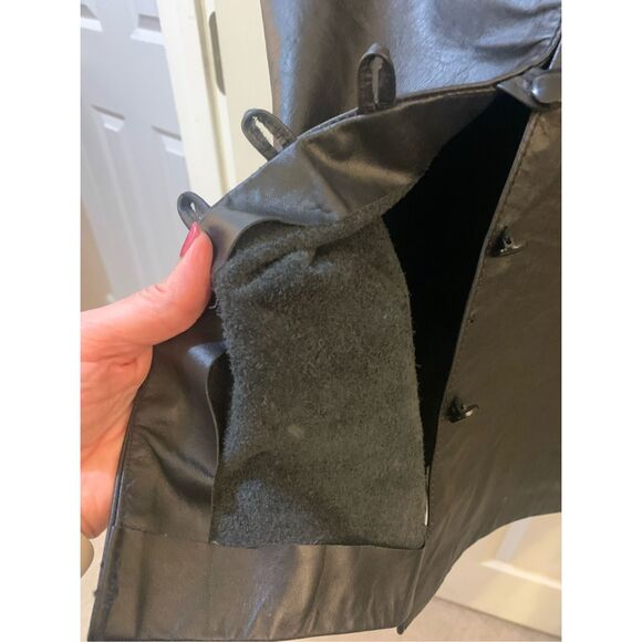 VINTAGE LEATHER SKIRT BLACK MIDI LENGTH Y2K OFFICE SIREN BUTTON DETAILS SZ 7/8 - Picture 4 of 9